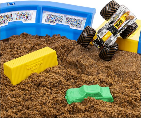 Monster Jam, Monster Dirt Arena - Image 4